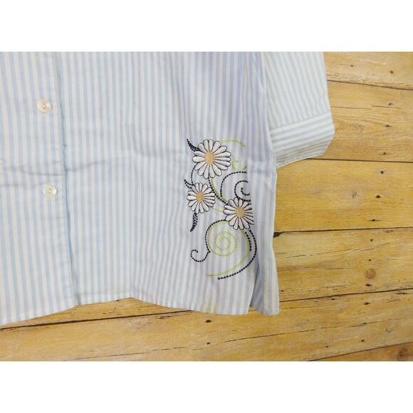 Vicky Wayne Shirt 12 Large Blue White Stripes Embroidered Flowers Long Sleeve - Picture 3 of 7